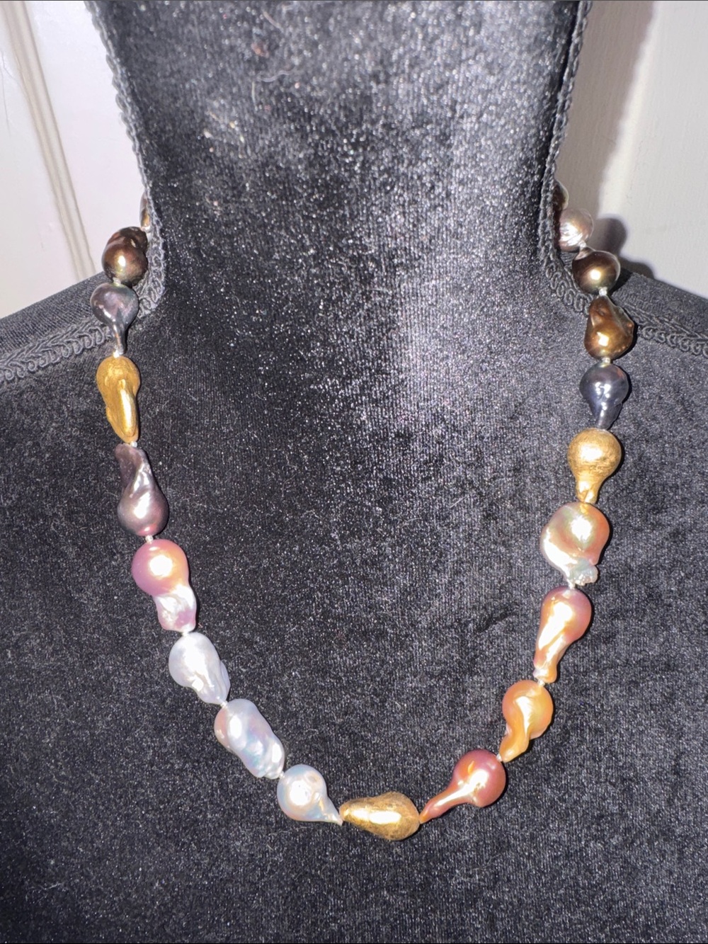 Iridescent Baroque Pearl Necklace in Multi-Tone Sheen - Women Jewelry